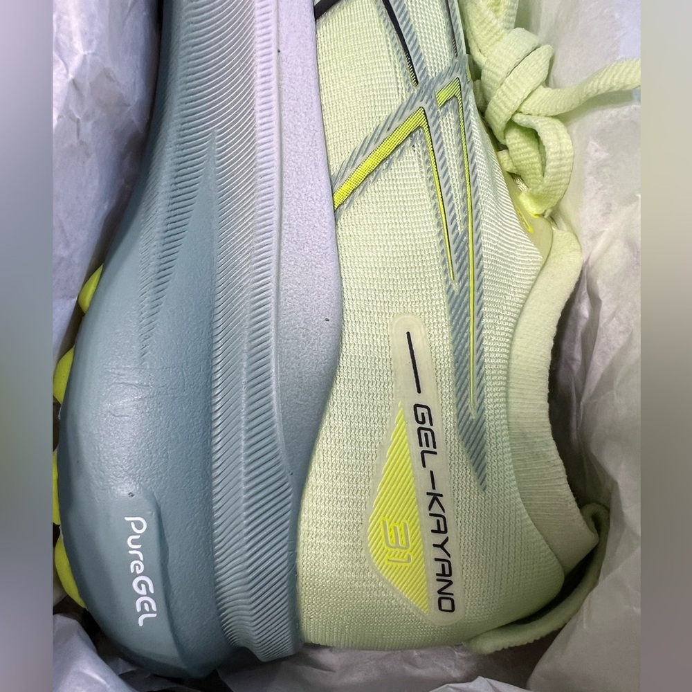 Gel-Keyano 31. Men’s Size 7
NEW IN BOX